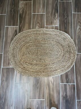 Hand Crafted Natural Jute Oval Door Mat - Tan and Brown